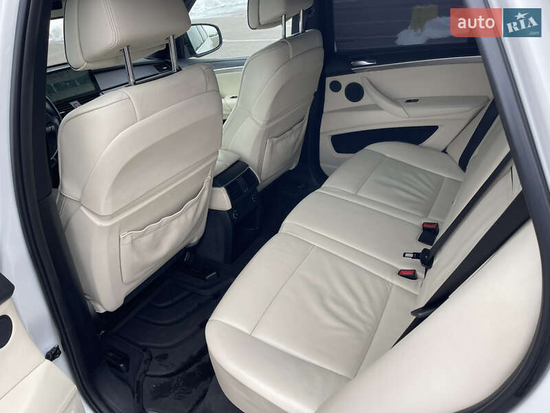 Внедорожник / Кроссовер BMW X5 2012 в Ровно фото 46 Внедорожник / Кроссовер BMW X5 2012 в Ровно