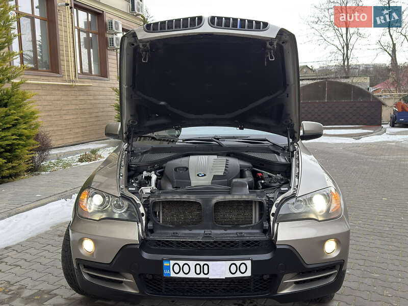 Внедорожник / Кроссовер BMW X5 2011 в Одессе