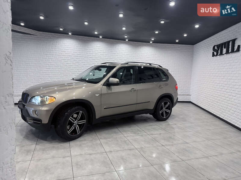 Внедорожник / Кроссовер BMW X5 2011 в Одессе
