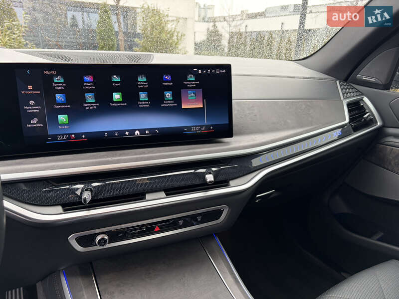 Внедорожник / Кроссовер BMW X5 2024 в Ужгороде