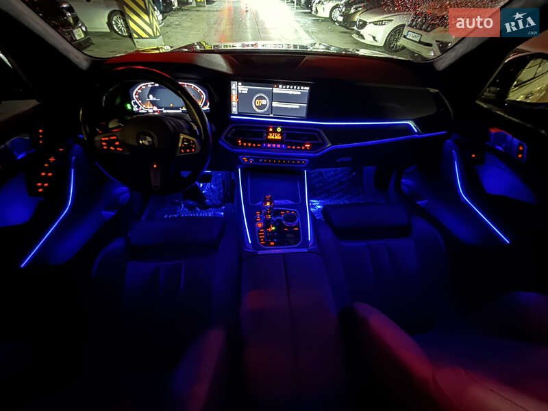 Внедорожник / Кроссовер BMW X5 2022 в Киеве