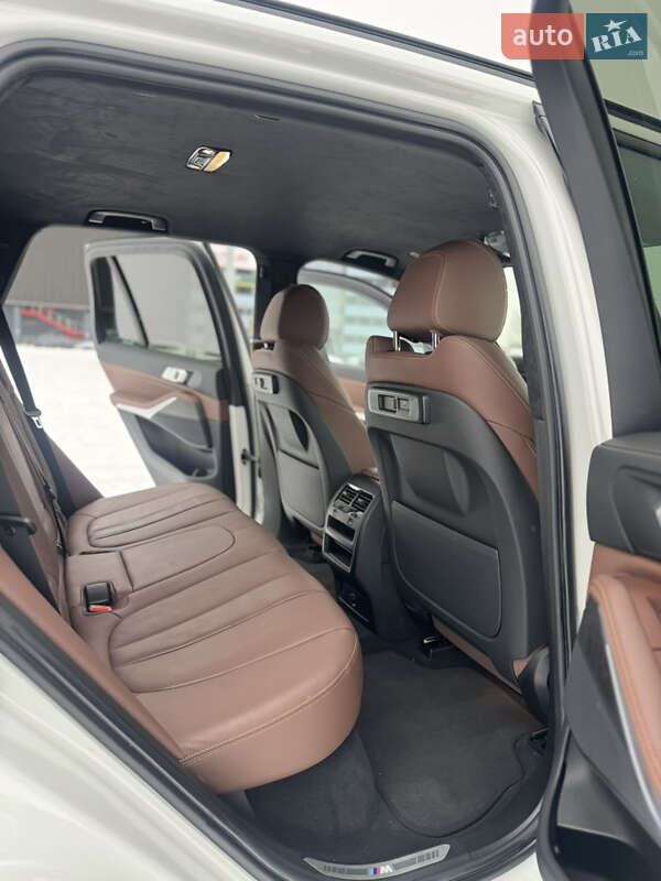 Внедорожник / Кроссовер BMW X5 2022 в Киеве