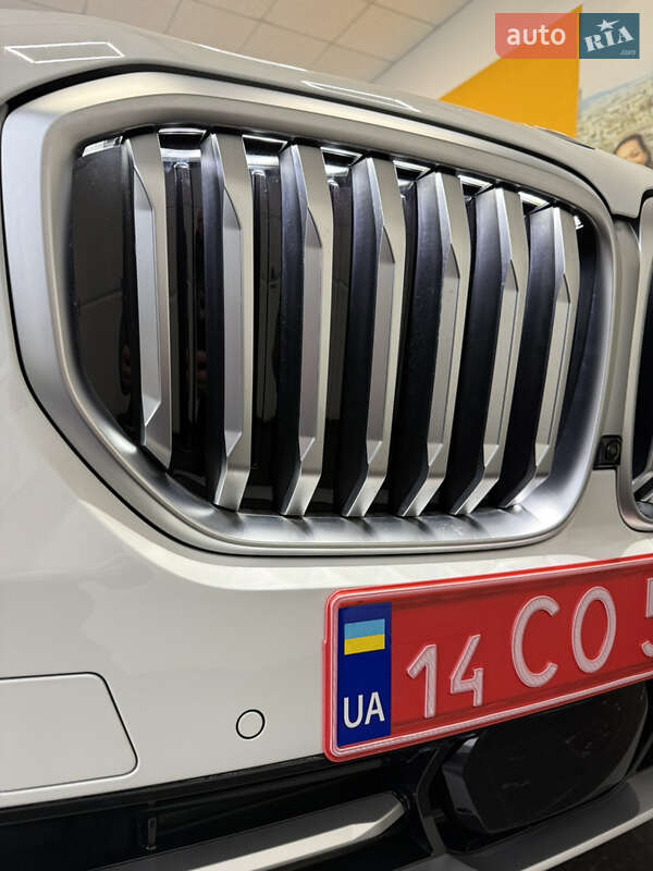 Позашляховик / Кросовер BMW X5 2024 в Львові