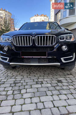 Позашляховик / Кросовер BMW X5 2017 в Івано-Франківську