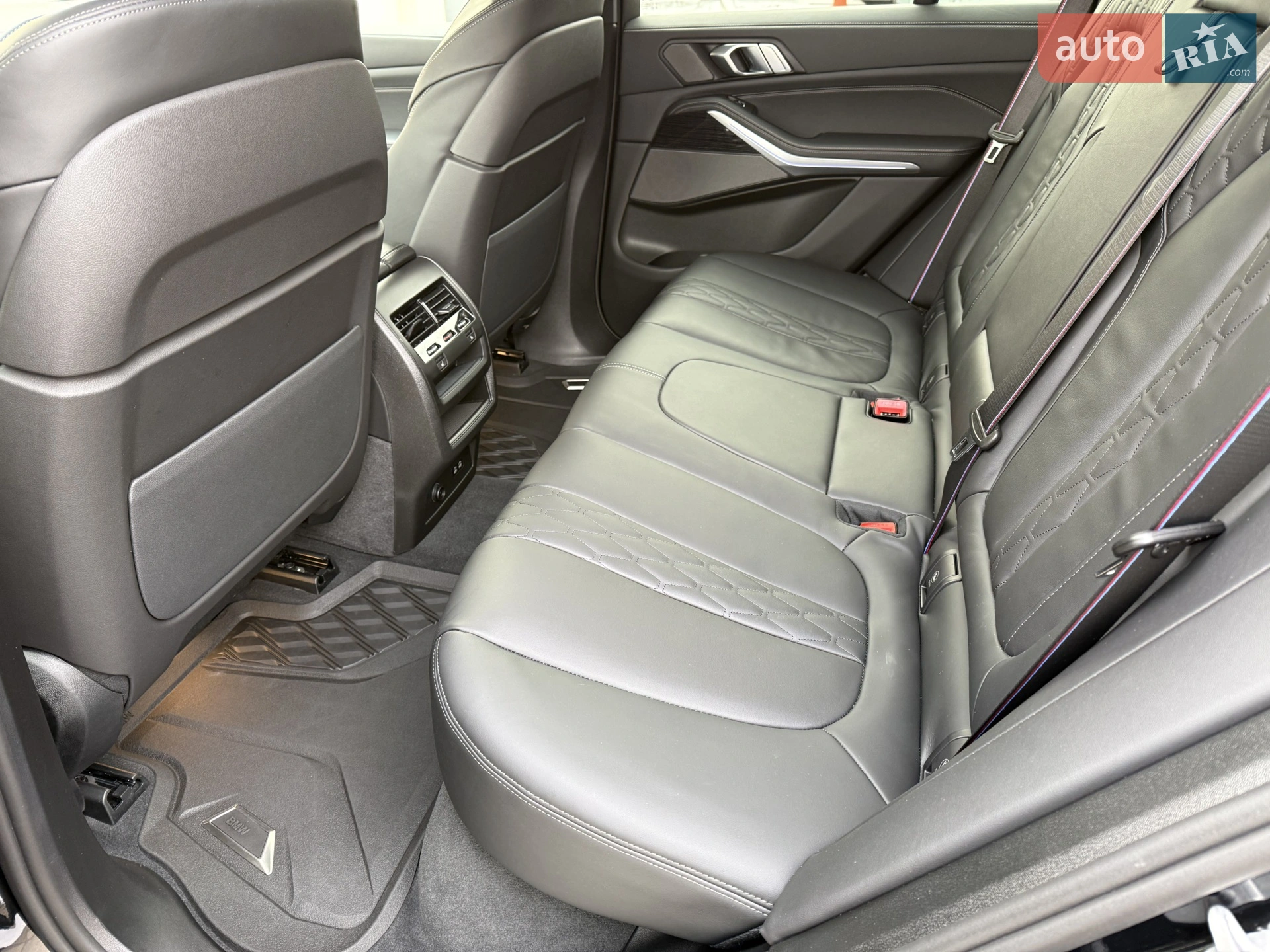 2025 BMW X5 - мініатюра 8
