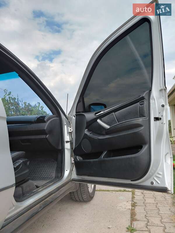 Внедорожник / Кроссовер BMW X5 2004 в Днепре фото 11 Внедорожник / Кроссовер BMW X5 2004 в Днепре