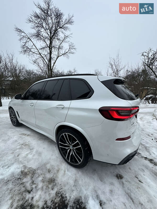 Внедорожник / Кроссовер BMW X5 2021 в Ивано-Франковске