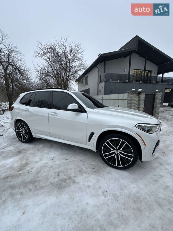 Внедорожник / Кроссовер BMW X5 2021 в Ивано-Франковске