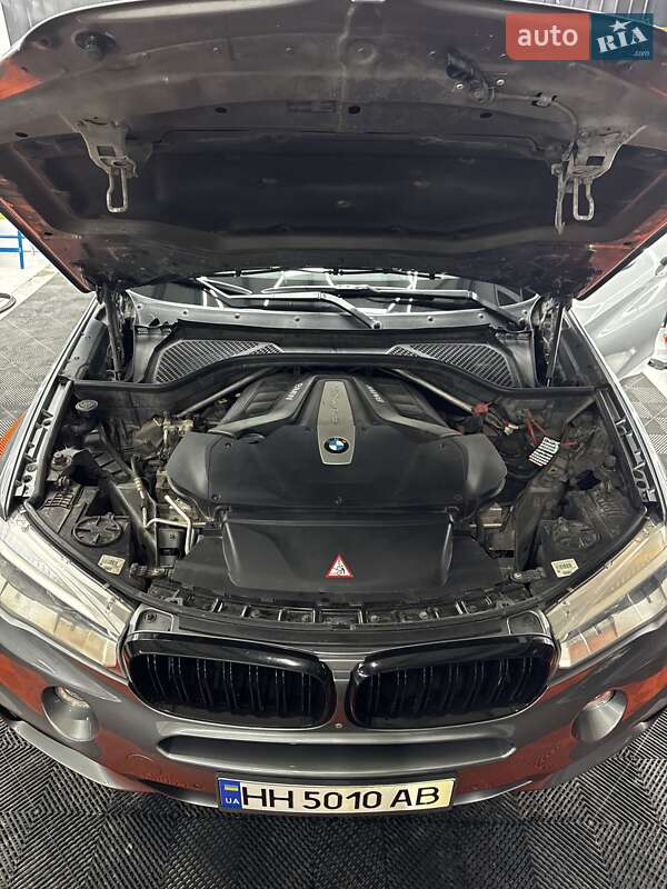 Внедорожник / Кроссовер BMW X5 2014 в Белгороде-Днестровском