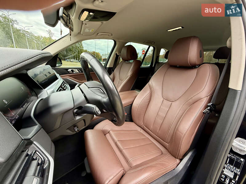 Внедорожник / Кроссовер BMW X5 2020 в Харькове