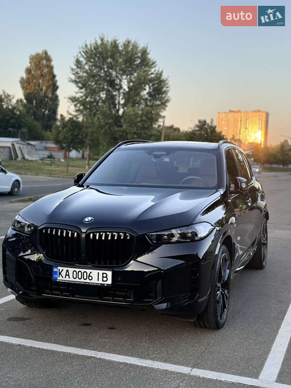 Внедорожник / Кроссовер BMW X5 2024 в Киеве