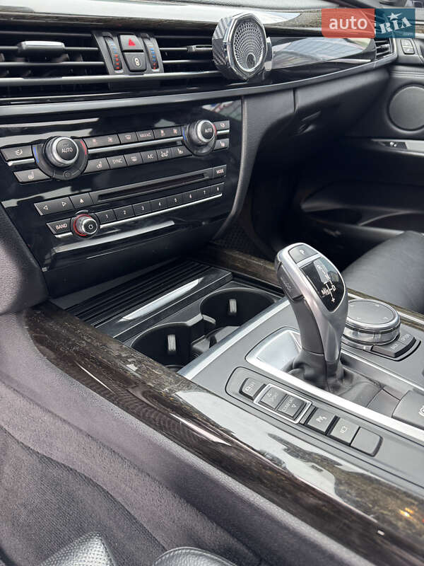 Внедорожник / Кроссовер BMW X5 2016 в Харькове