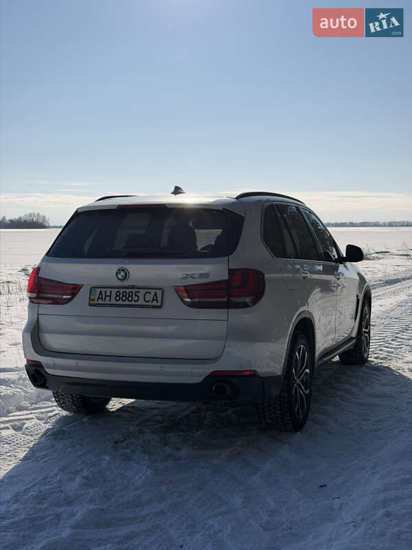 Внедорожник / Кроссовер BMW X5 2015 в Киеве