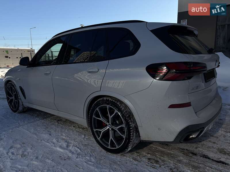 Позашляховик / Кросовер BMW X5 2023 в Києві фото 78 Позашляховик / Кросовер BMW X5 2023 в Києві