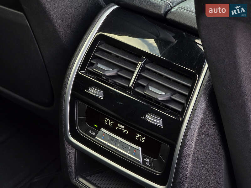 Позашляховик / Кросовер BMW X5 2020 в Луцьку