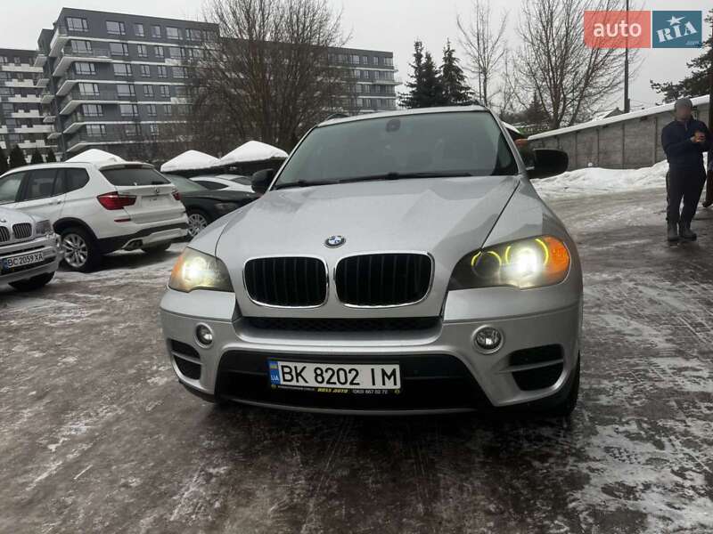 Позашляховик / Кросовер BMW X5 2012 в Львові