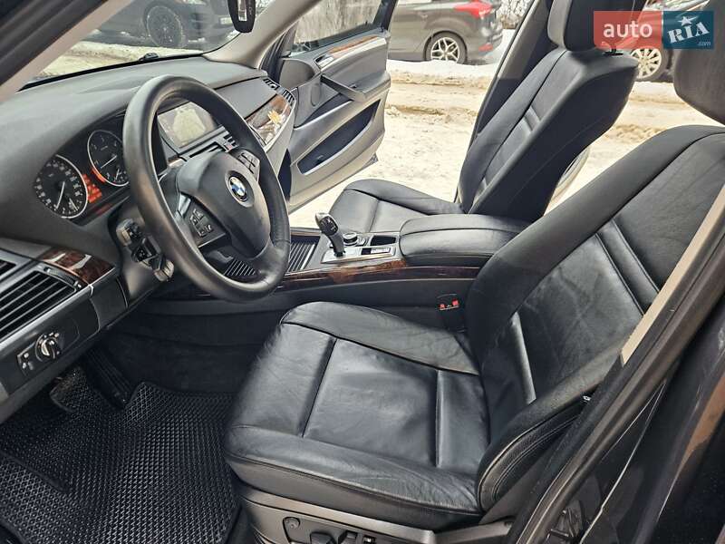 Внедорожник / Кроссовер BMW X5 2011 в Виннице