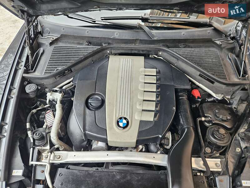 Внедорожник / Кроссовер BMW X5 2011 в Виннице