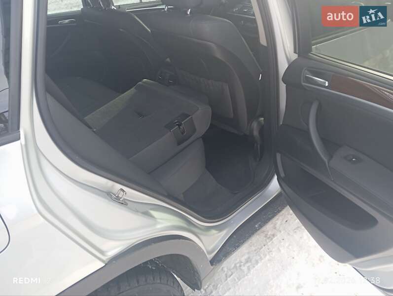 Позашляховик / Кросовер BMW X5 2012 в Львові