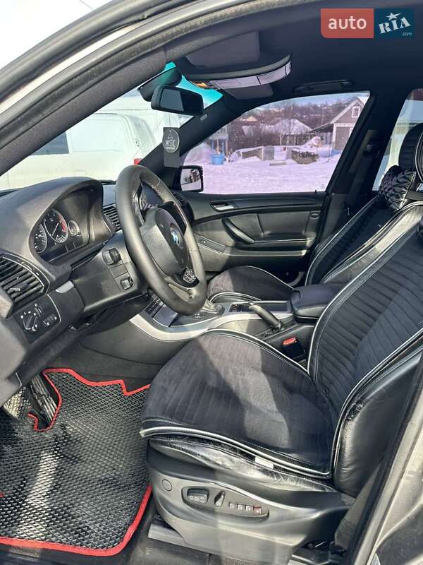 Внедорожник / Кроссовер BMW X5 2004 в Черновцах
