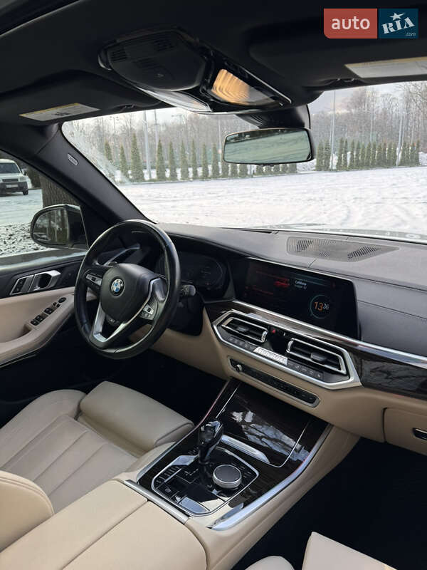 Внедорожник / Кроссовер BMW X5 2020 в Харькове