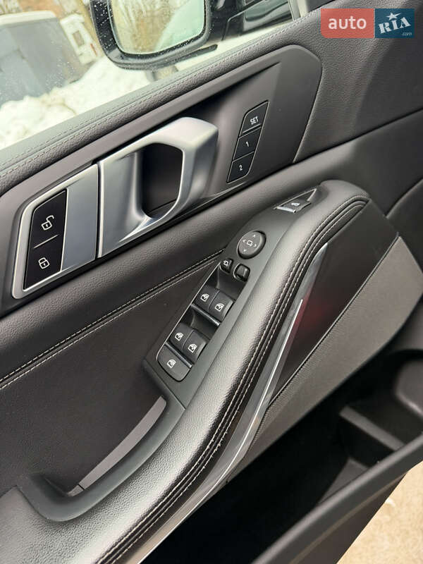 Внедорожник / Кроссовер BMW X5 2021 в Тернополе