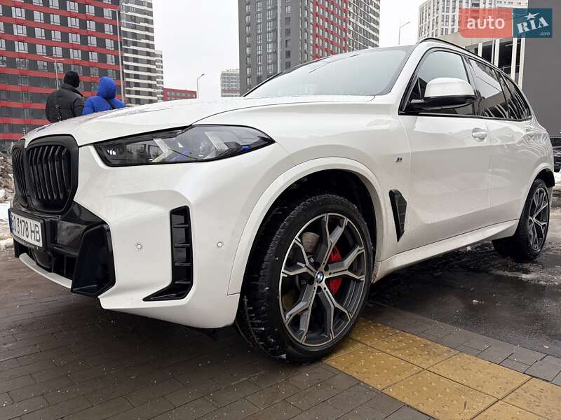 Позашляховик / Кросовер BMW X5 2023 в Києві фото 16 Позашляховик / Кросовер BMW X5 2023 в Києві