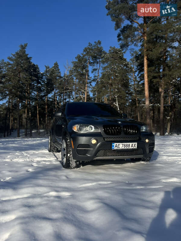 Позашляховик / Кросовер BMW X5 2010 в Києві