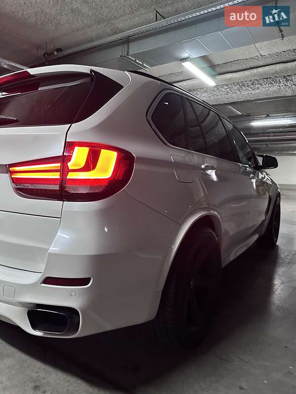 Внедорожник / Кроссовер BMW X5 2015 в Киеве