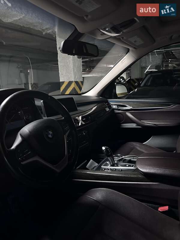 Внедорожник / Кроссовер BMW X5 2015 в Киеве