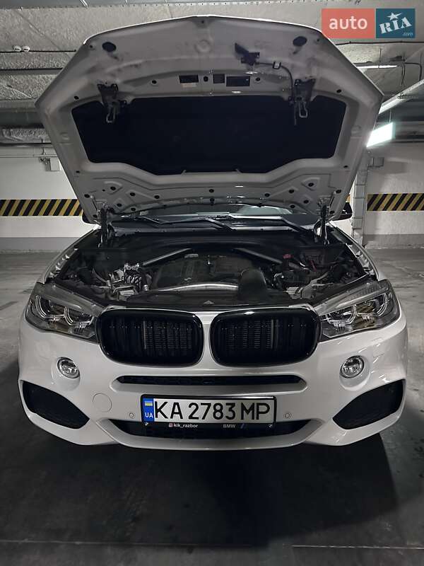 Внедорожник / Кроссовер BMW X5 2015 в Киеве