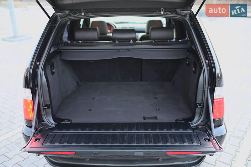 Внедорожник / Кроссовер BMW X5 2005 в Дубно