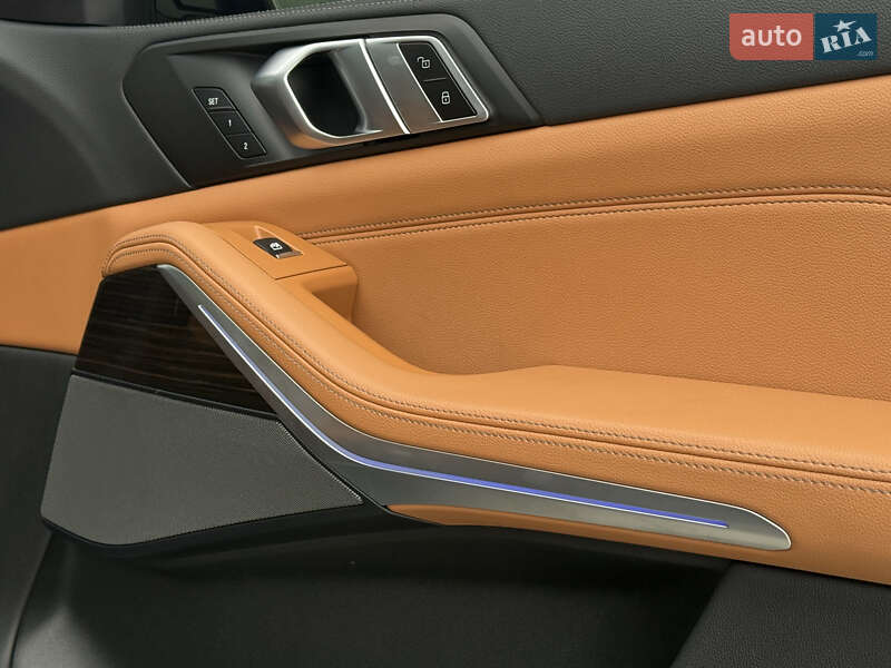 Внедорожник / Кроссовер BMW X5 2020 в Киеве