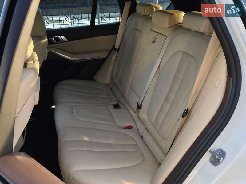 Позашляховик / Кросовер BMW X5 2019 в Києві фото 20 Позашляховик / Кросовер BMW X5 2019 в Києві