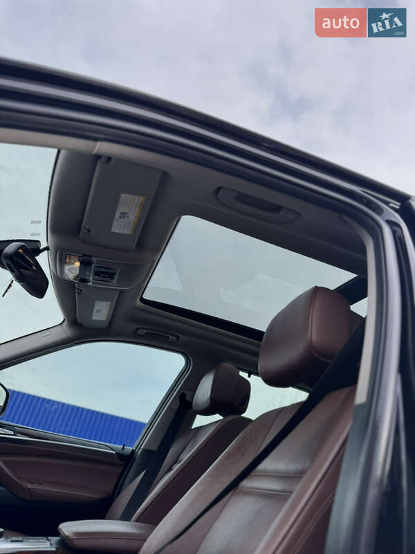 Внедорожник / Кроссовер BMW X5 2013 в Калуше