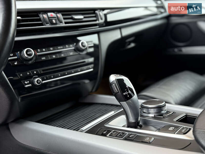 Внедорожник / Кроссовер BMW X5 2016 в Бродах