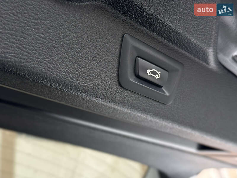Внедорожник / Кроссовер BMW X5 2016 в Бродах