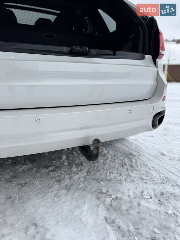 Позашляховик / Кросовер BMW X5 2015 в Києві