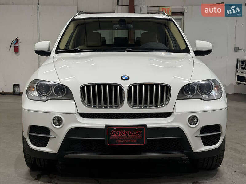 Позашляховик / Кросовер BMW X5 2012 в Львові