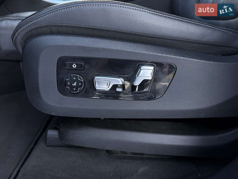 Внедорожник / Кроссовер BMW X5 2020 в Ровно