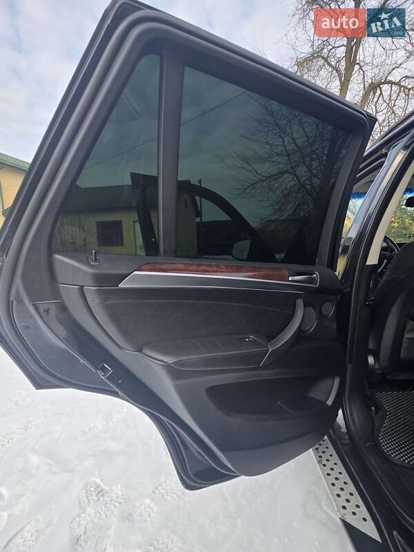 Внедорожник / Кроссовер BMW X5 2007 в Кицмани