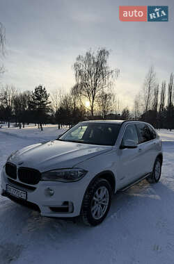 Позашляховик / Кросовер BMW X5 2015 в Рівному