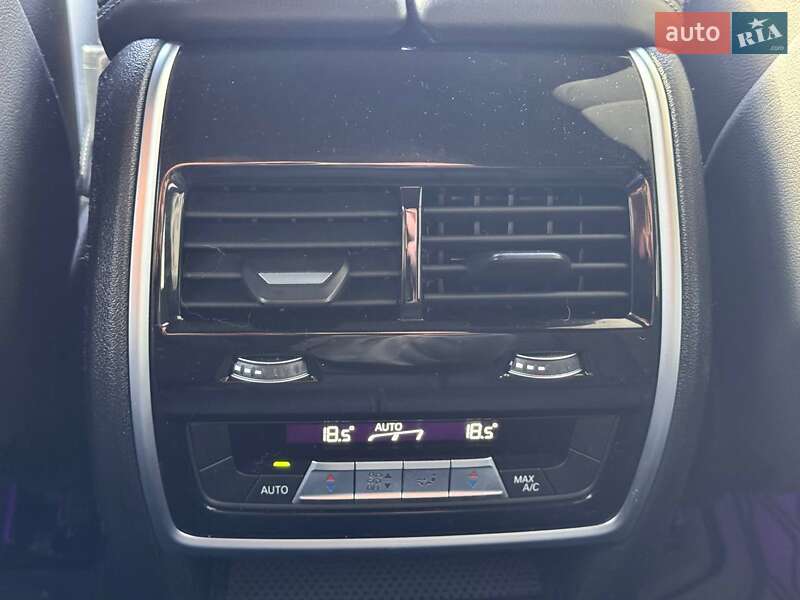 Внедорожник / Кроссовер BMW X5 2019 в Киеве