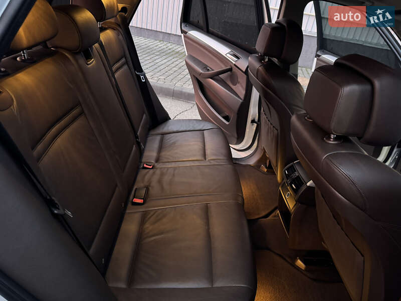 Позашляховик / Кросовер BMW X5 2009 в Виноградові
