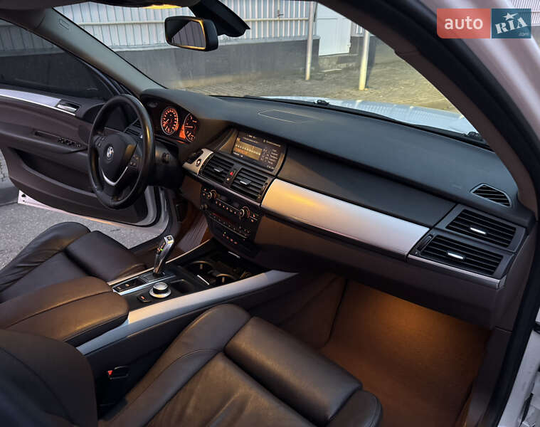 Позашляховик / Кросовер BMW X5 2009 в Виноградові