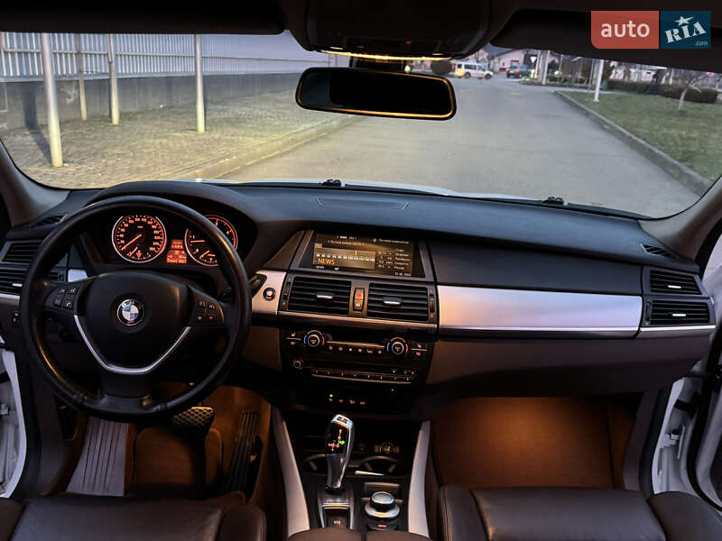 Позашляховик / Кросовер BMW X5 2009 в Виноградові