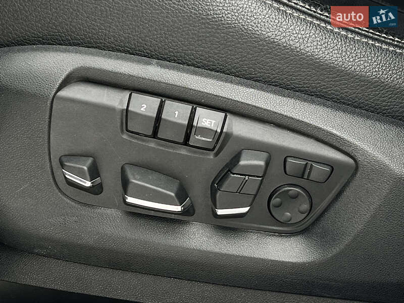 Внедорожник / Кроссовер BMW X5 2016 в Киеве