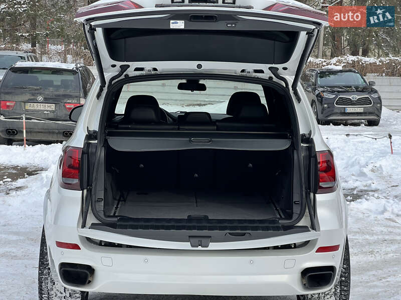 Внедорожник / Кроссовер BMW X5 2016 в Киеве