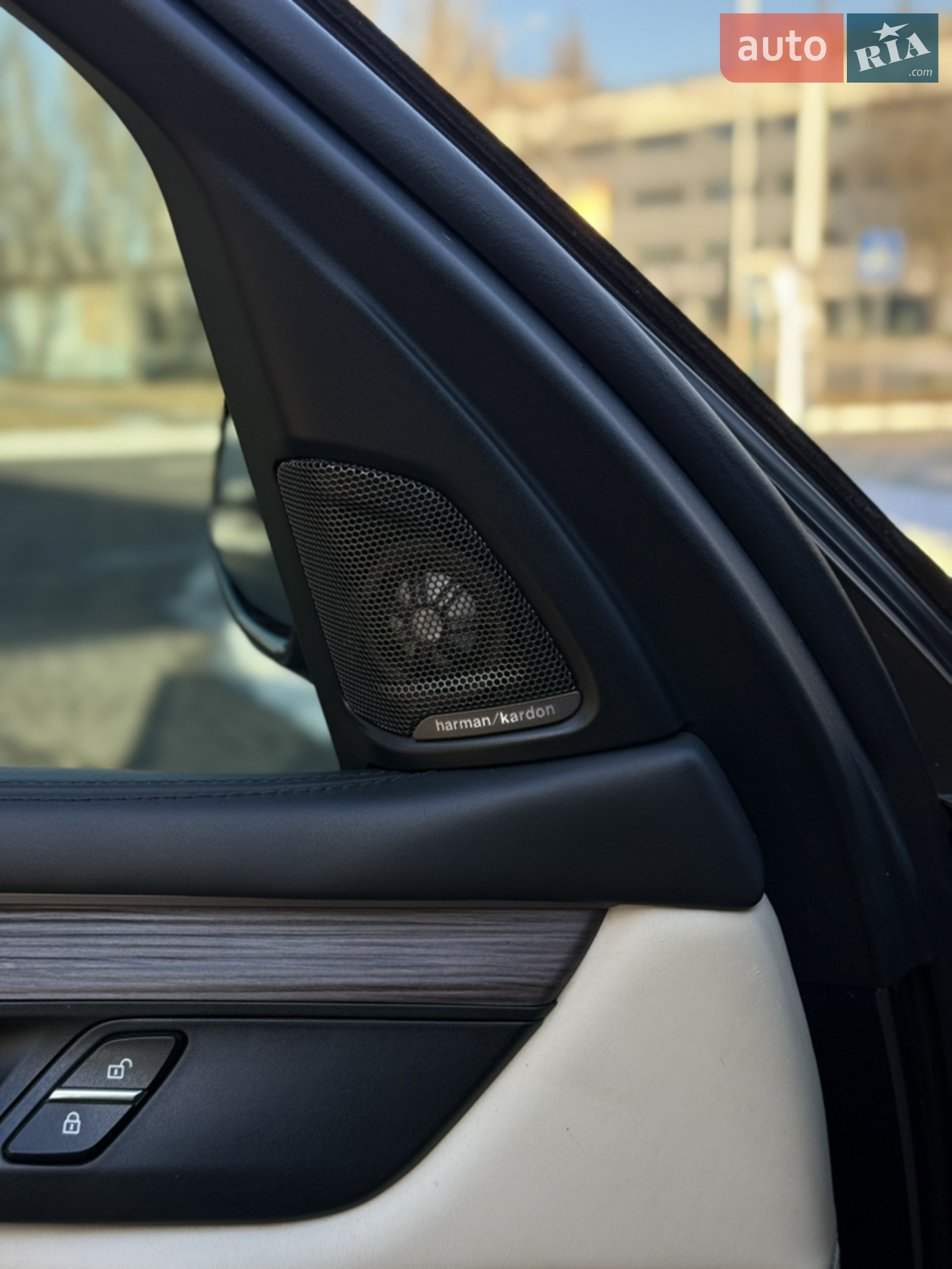 2017 BMW X5 - мініатюра 18