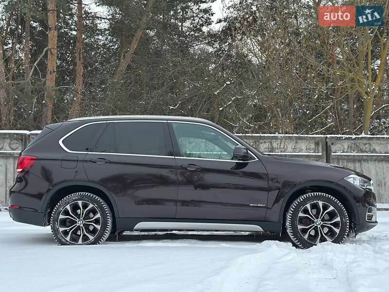 Внедорожник / Кроссовер BMW X5 2016 в Киеве